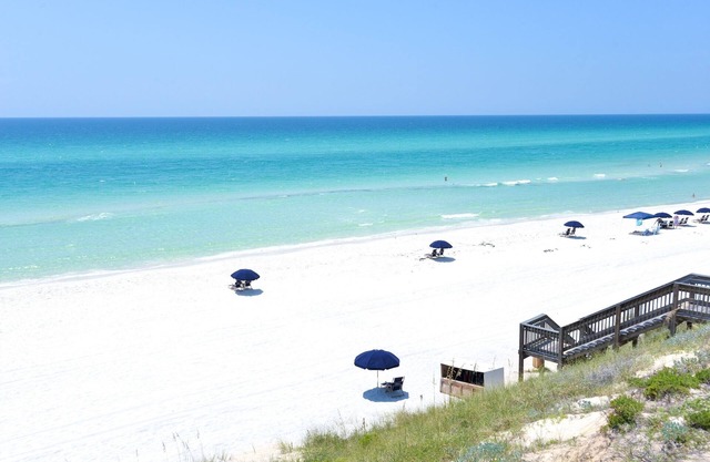 Tranquil 30A Beach Bungalow: Steps from Sea, Pool with Golf Cart & Cruiser Bikes