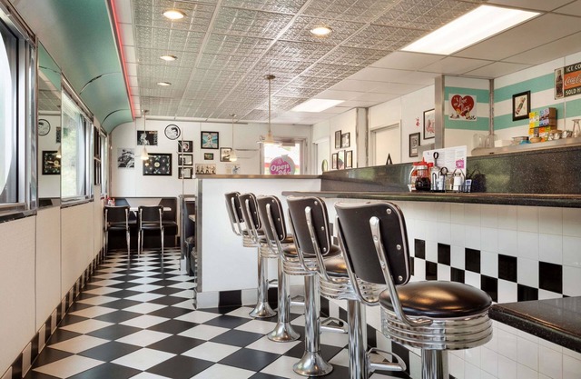 Travelodge by Wyndham Dunsmuir