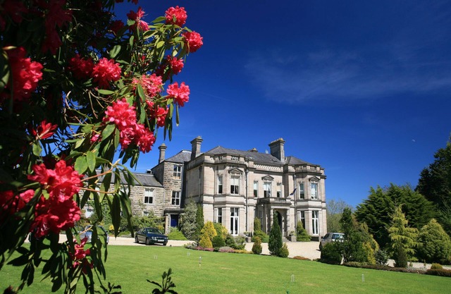 Tre-Ysgawen Hall