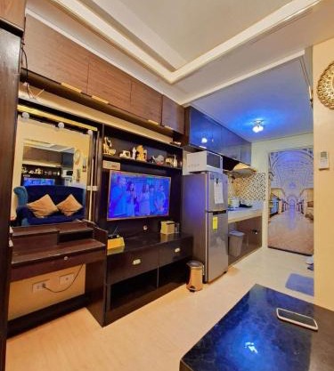 Trees Residences by Cail