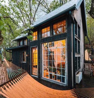 Treetop Hideaways: Wood Lily Treehouse in Chattanooga