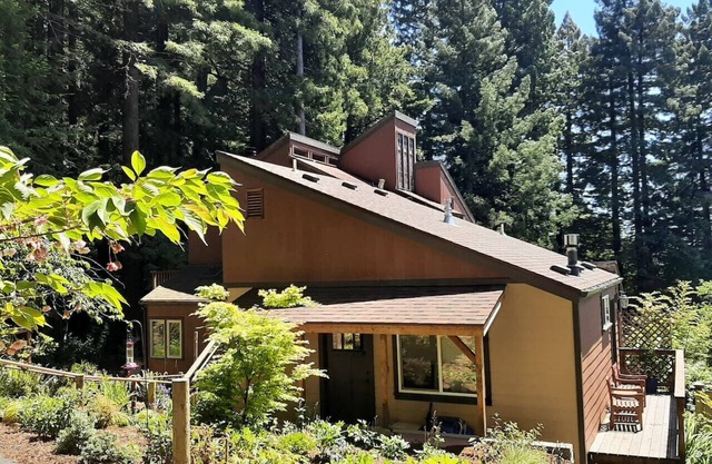 Trillium Bungalow in Arcata