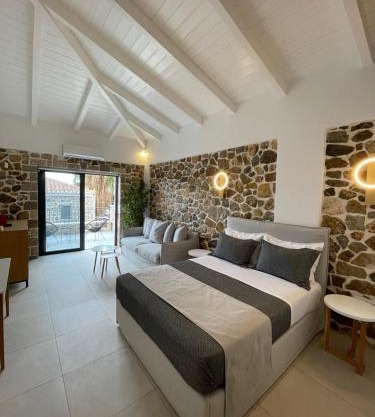 Trocadero Luxury Suites