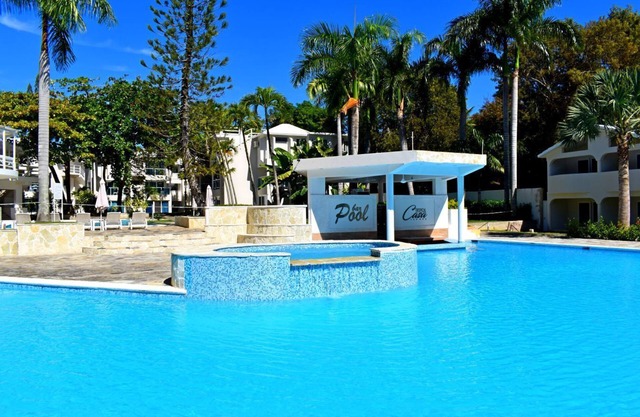 Tropical Casa Laguna