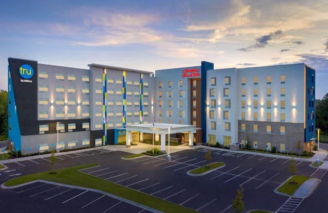 Tru By Hilton Charlotte Airport Lake Pointe