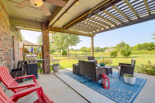 Tulsa Area Retreat with Trail Access and Private Patio