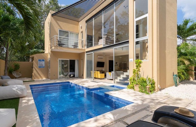 Tulum Private Modern Villa-Pool Beds-AC-Internet-Parking-Grill