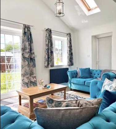 Turquoise Tranquil- 3 Bed House