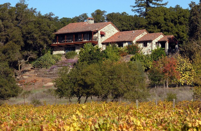 Tuscan-inspired Vineyard Estate