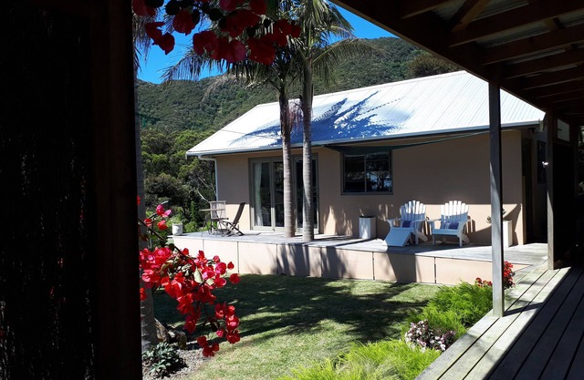 Twin Palms Ocean Beach, self contained chalet.
