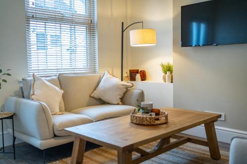 Two Bed House in Castle Donington