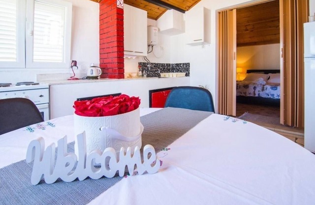 Two bedroom apartment near beach Splitska, Brač (A-22683-a)