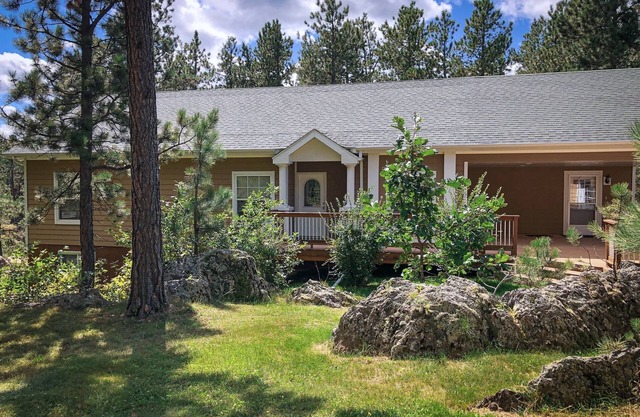 Two Bedroom Secluded House near Mount Rushmore