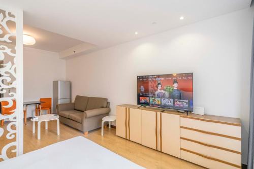 Tyms Xuhui Elegant 1BR APT