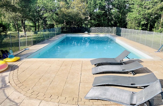 Unique Secluded 1-bedroom apartment w/pool