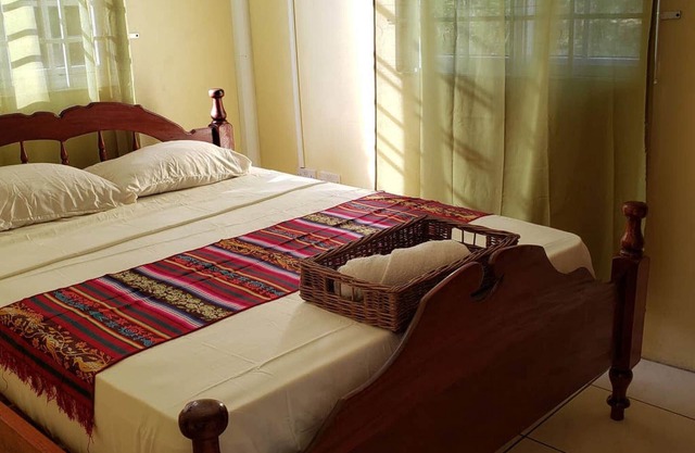 Unit 5/6 · Unit 5/6 Private Apartment - Roseau