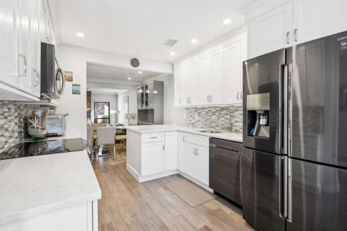 Updated Townhouse in the Heart of the Hamptons