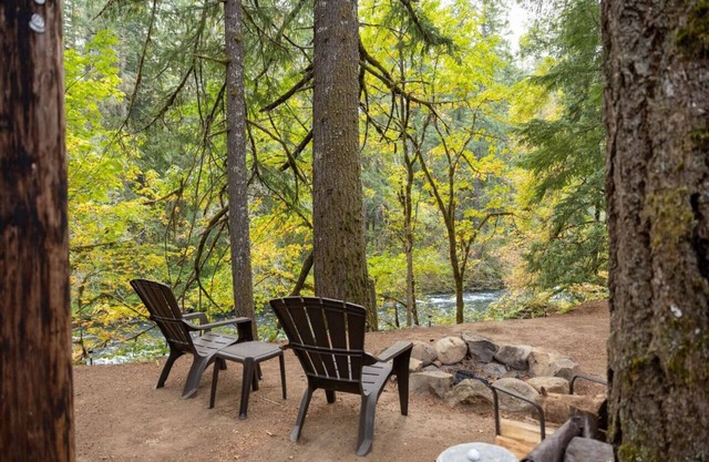 Upriver Nest: Riverfront Oasis