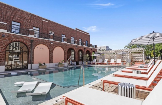 Upscale 2BR Retreat Next to the French Quarter