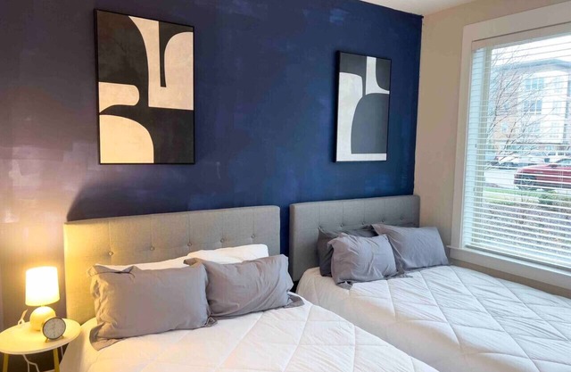 Upscale & Airy 2 Bed Suite—In Waverly!