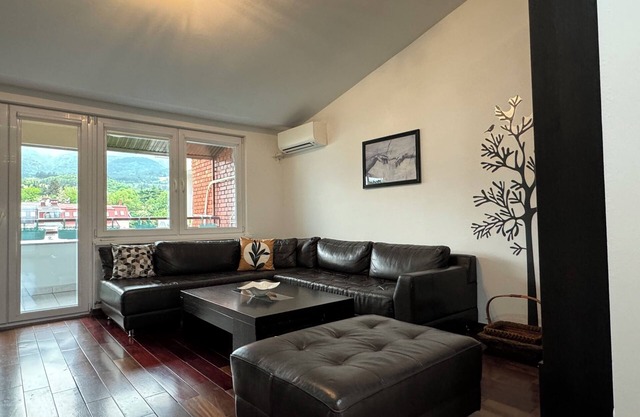 Urban Central Apartment