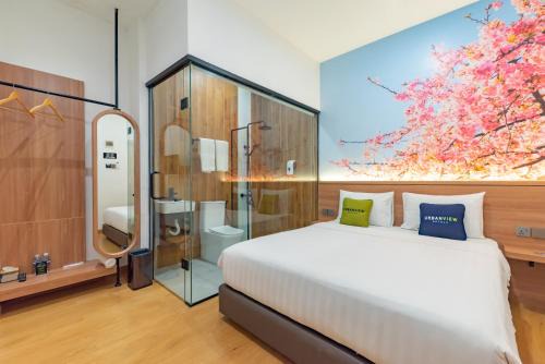 Urbanview Hotel R House Batuaji