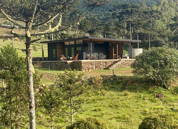 URUBICI - Black House - 2 suítes