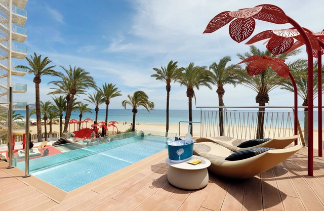 Ushuaïa Ibiza Beach Hotel - Adults Only - Club Entrance Included