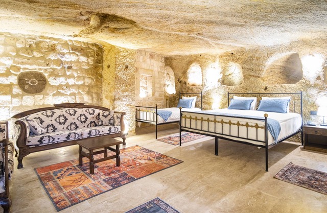 Uzay Cave Suite Hotel