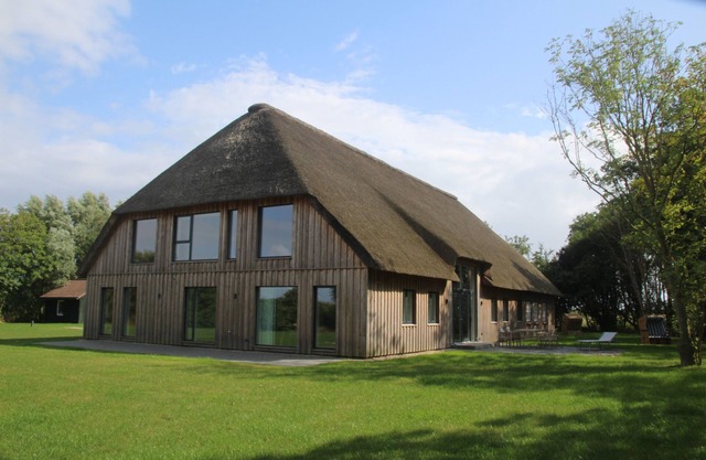 Vacation apartment/apartment for 4 guests with 93m² in Tümlauer Koog (268711)