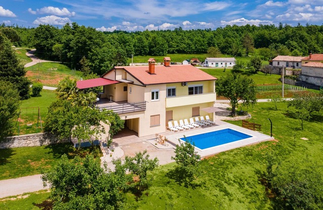 Vacation home Larisa by Interhome