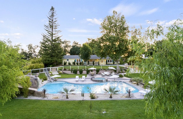 Vaquero Verano -Pool and Spa Property!