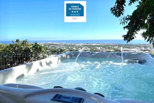 Vaste logement spa vue superbe Ti Kaz Miyou 1