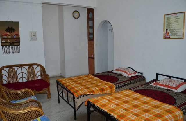 Veetraag's Giri Tara Home