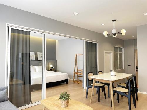 Vélin Khaosan - 2nd Floor apartment with 2Bedrooms