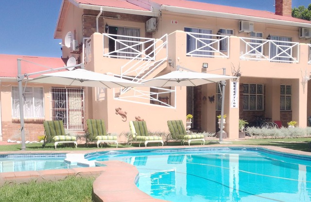 Victoria Oaks Guest House