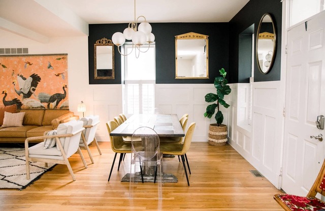 Victorian Gem Steps from Main St - Sleeps 9 & Pets