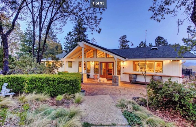 View Forever Vineyards Big House