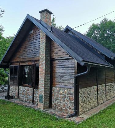 Vikendica na Drini DRINSKI ODMOR