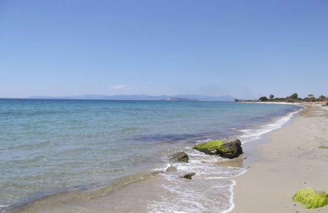 Villa 300 m from the sea in Marina Residence on the road to Villasimius