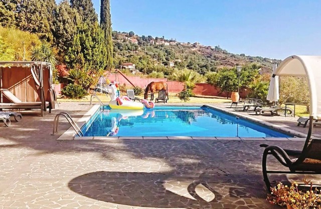 VIlla Alessio | Lavika - Guesthouse on mt Etna with Pool