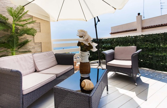 Villa Amateia Arethusa seafront Indep. apt. 2/6 people - Syracuse -Plemmirio Park