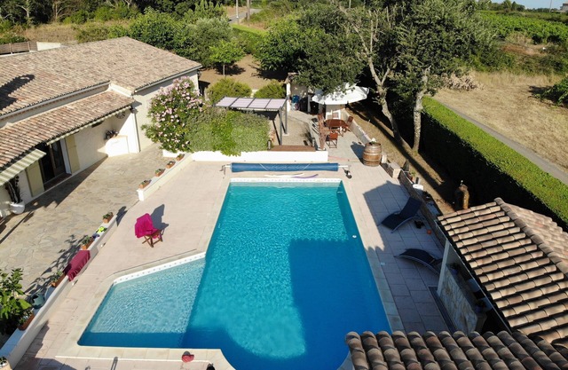 Villa Climatisée Avec Piscine Pour 4 Personnes