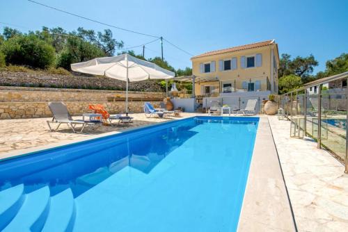 Villa Constadina Large Private Pool AC WiFi