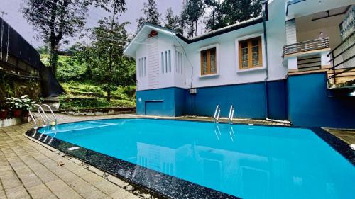 Villa Cresta with Outdoor & Indoor pool 3bhk