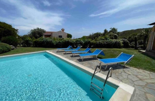 Villa Di Canio, Private Pool, Wi-Fi & Netflix