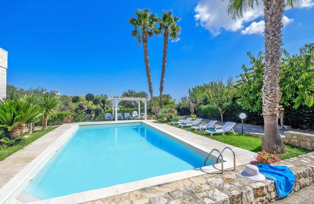 Villa Due Palme by Villa Plus