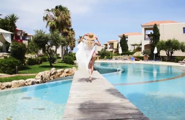 Villa Elias 3BR with Jacuzzi & Pool