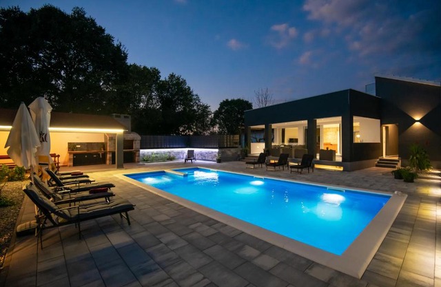 Villa Erwin with heated pool