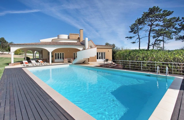 Villa 'Foz Fancy Fun' with Mountain View, Wi-Fi and Air Conditioning